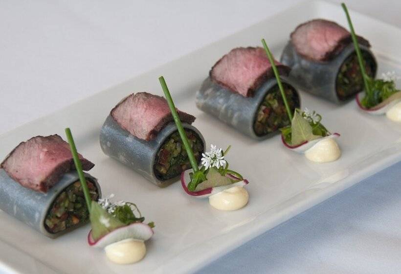 Copthorne Hotel & Resort Lakefront Queenstown