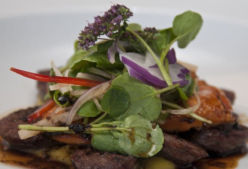 Copthorne Hotel & Resort Lakefront Queenstown