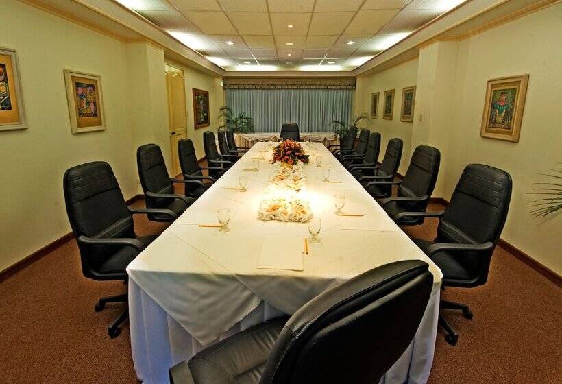 هتل Costabella Tropical Beach