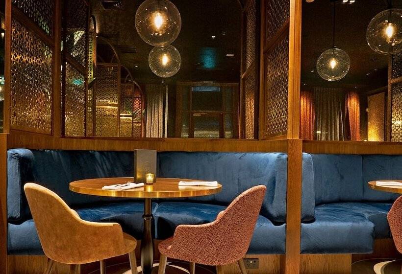 Отель Crowne Plaza Christchurch, An Ihg