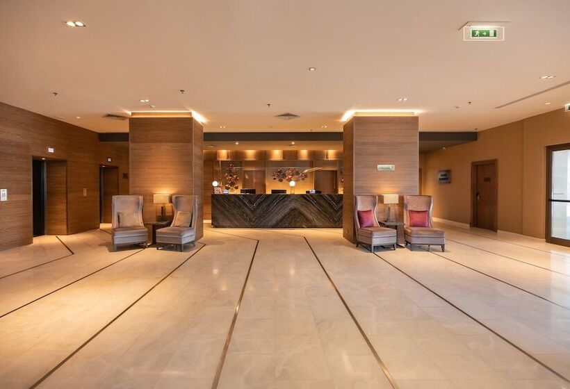 هتل Crowne Plaza Porto, An Ihg