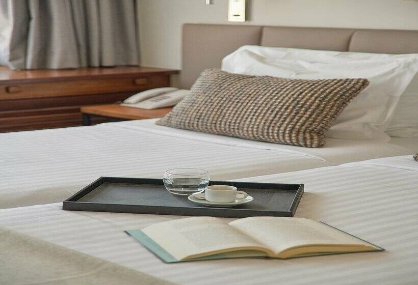 هتل Dom Carlos Park