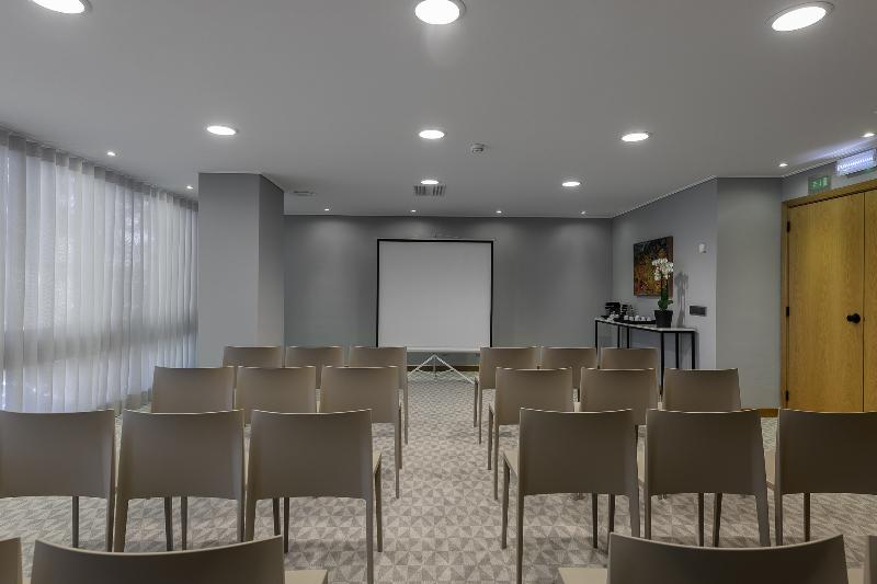 هتل Dom Carlos Park