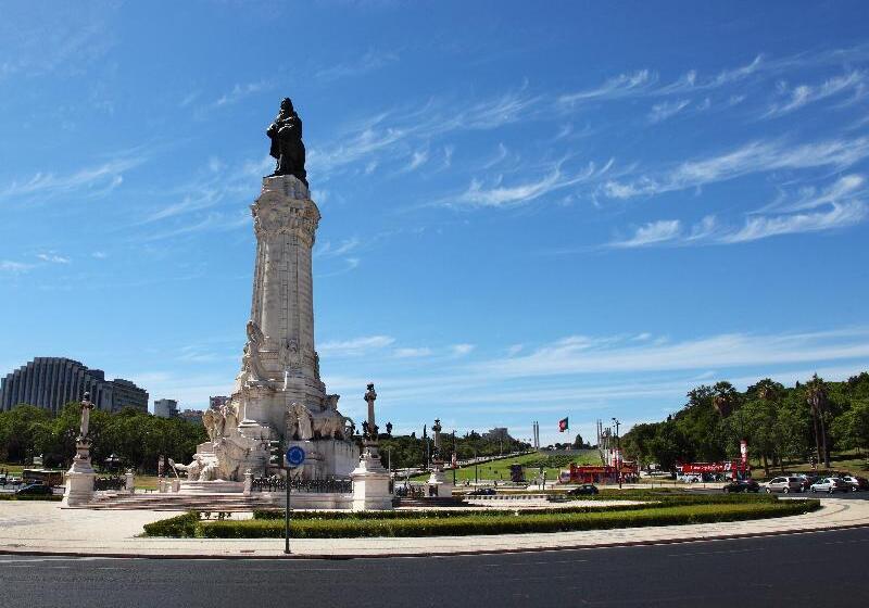 هتل Dom Carlos Park