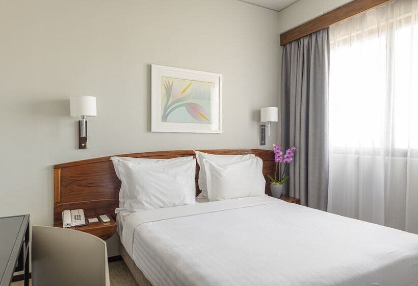 هتل Dom Carlos Park