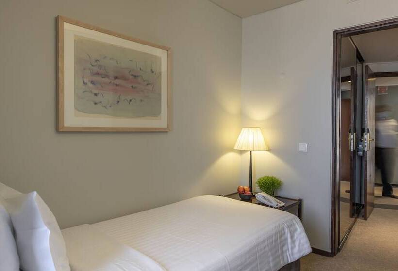 هتل Dom Carlos Park