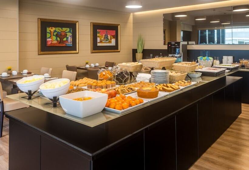 هتل Dom Henrique Downtown