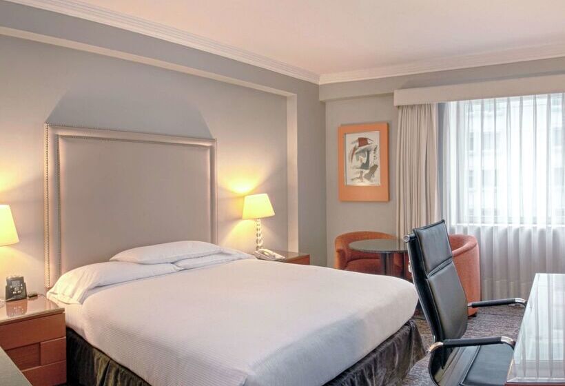 Отель Doubletree By Hilton Lima Miraflores El Pardo