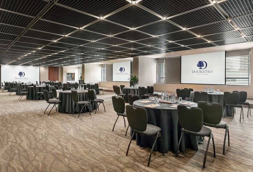 Отель Doubletree By Hilton Lima Miraflores El Pardo