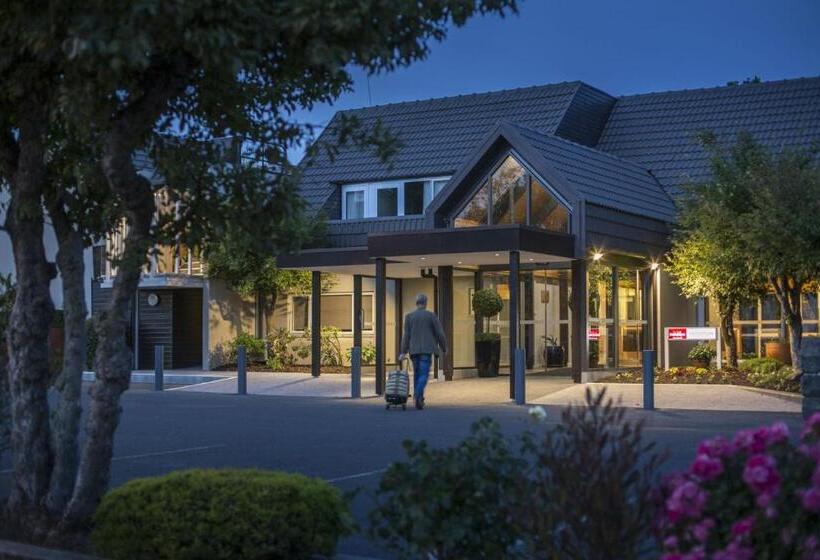 Отель Dunedin Leisure Lodge  Distinction