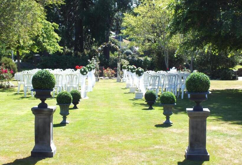 Отель Dunedin Leisure Lodge  Distinction