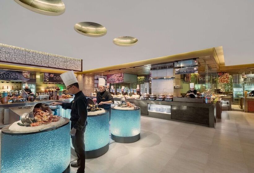 هتل Edsa Shangrila, Manila