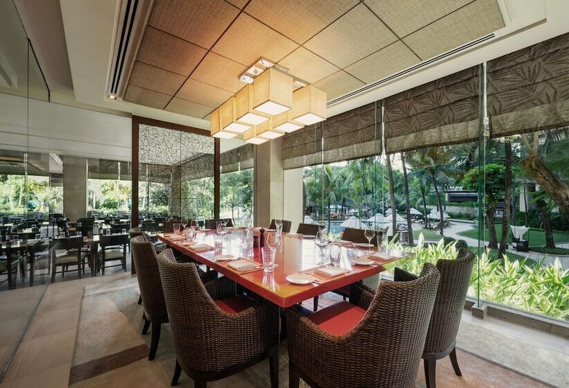 هتل Edsa Shangrila, Manila