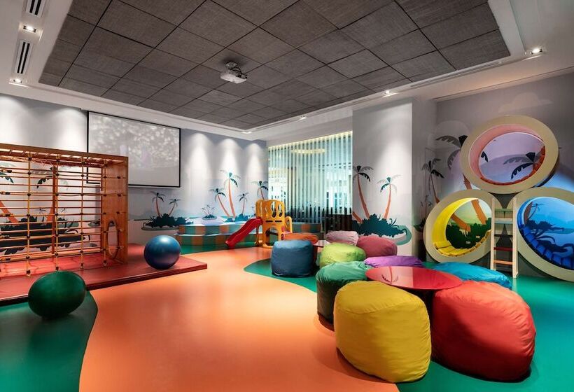 هتل Edsa Shangrila, Manila