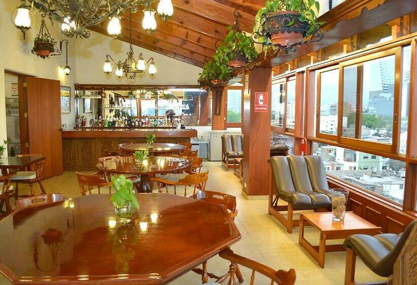 فندق El Marqués