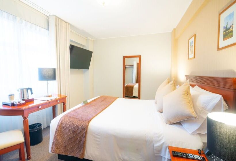 בית מלון כפרי El Tumi