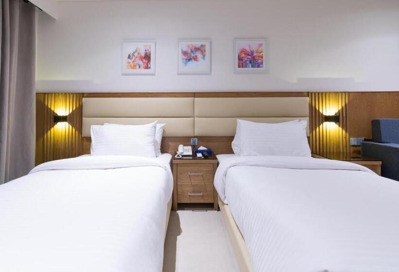 هتل Excelsior Karachi