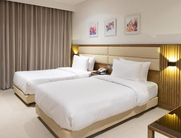 هتل Excelsior Karachi