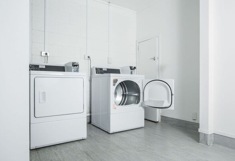 בית מלון כפרי Four Canoes