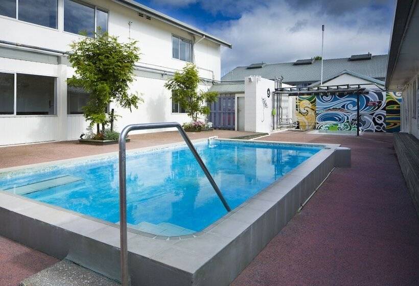 בית מלון כפרי Four Canoes