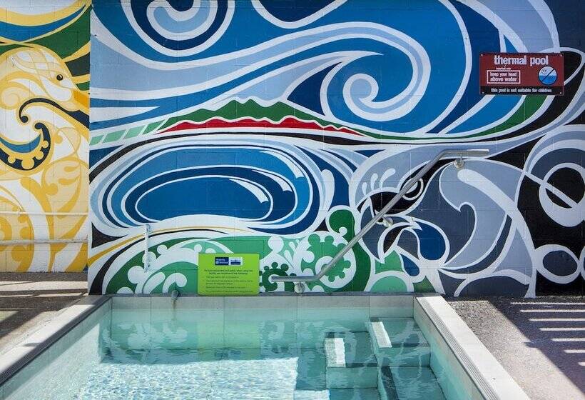 בית מלון כפרי Four Canoes