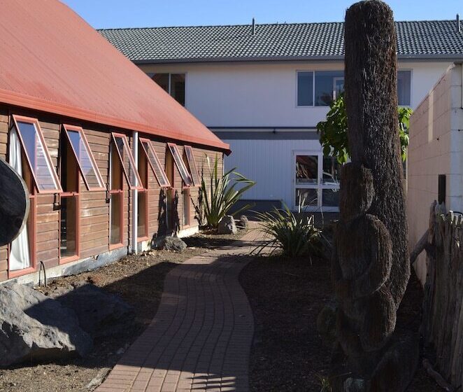 בית מלון כפרי Four Canoes