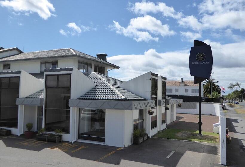 בית מלון כפרי Four Canoes