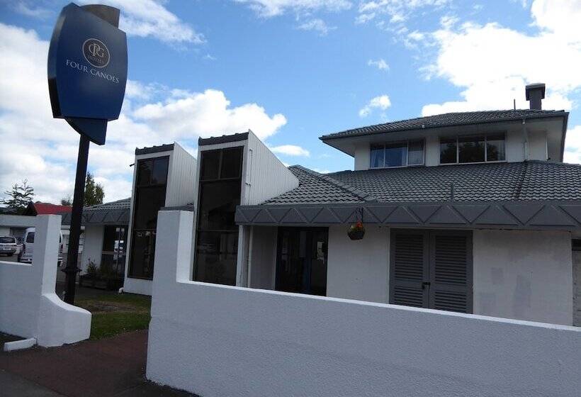 בית מלון כפרי Four Canoes