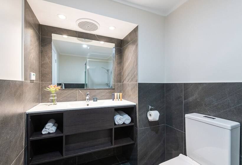 בית מלון כפרי Four Canoes