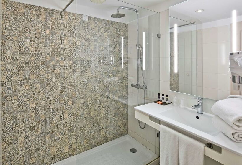 בית מלון כפרי Golden Tulip Porto Gaia