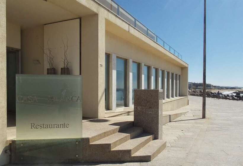 בית מלון כפרי Golden Tulip Porto Gaia