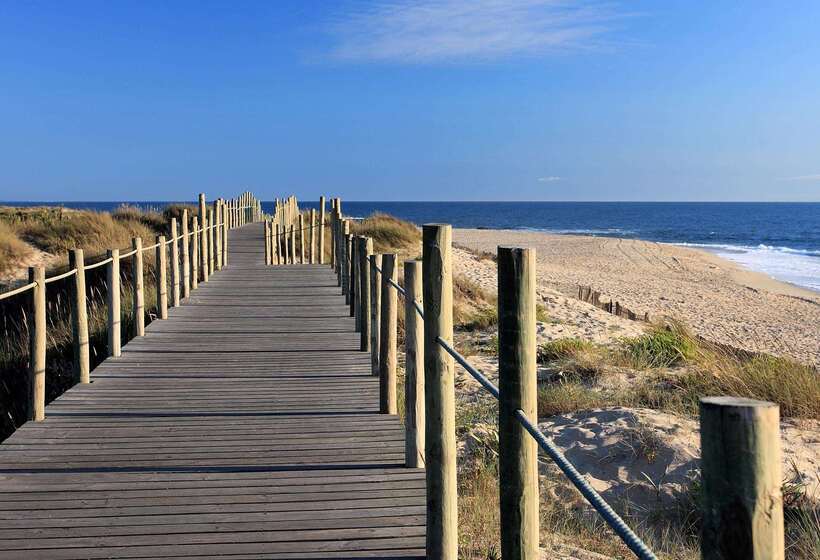 בית מלון כפרי Golden Tulip Porto Gaia