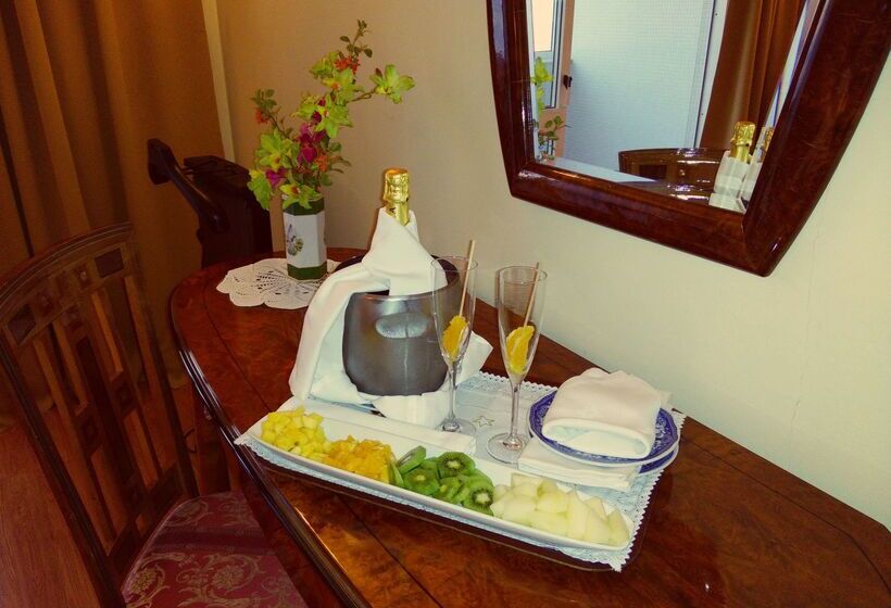 בית מלון כפרי Golden Tulip Porto Gaia