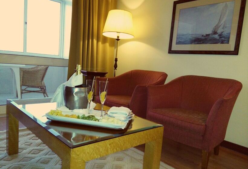 בית מלון כפרי Golden Tulip Porto Gaia