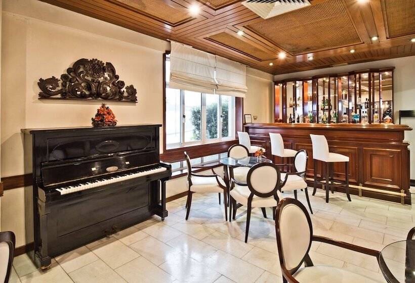 בית מלון כפרי Golden Tulip Porto Gaia