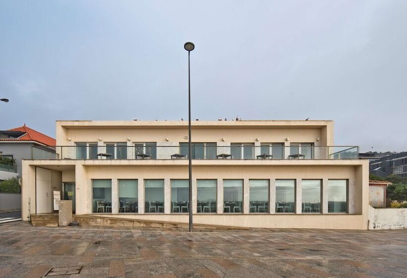 בית מלון כפרי Golden Tulip Porto Gaia