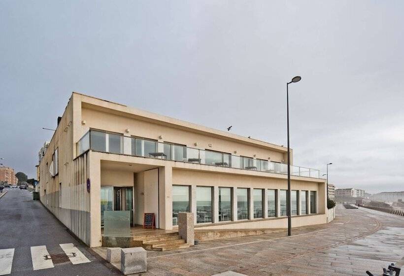 בית מלון כפרי Golden Tulip Porto Gaia