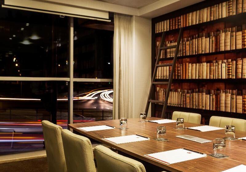 هتل Hf Fenix Lisboa