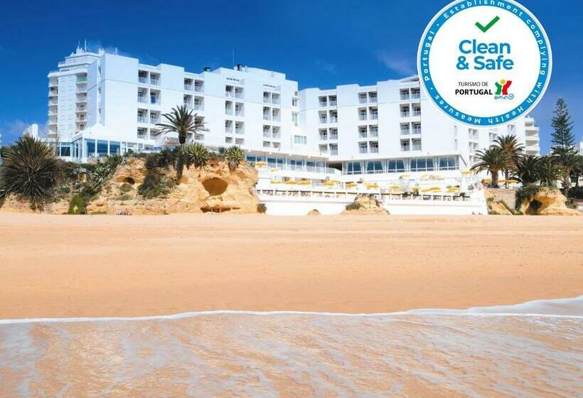 בית מלון כפרי Holiday Inn Algarve
