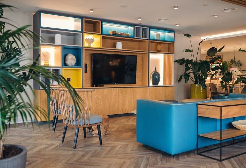 هتل Holiday Inn Lisbon, An Ihg