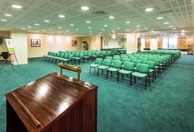 هتل Holiday Inn Lisbon, An Ihg