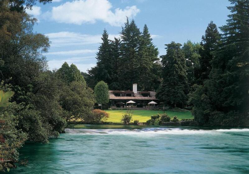 酒店 Huka Lodge