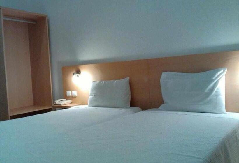 هتل Internacional