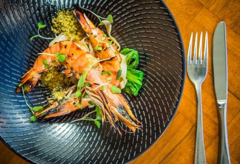 James Cook Hotel Grand Chancellor