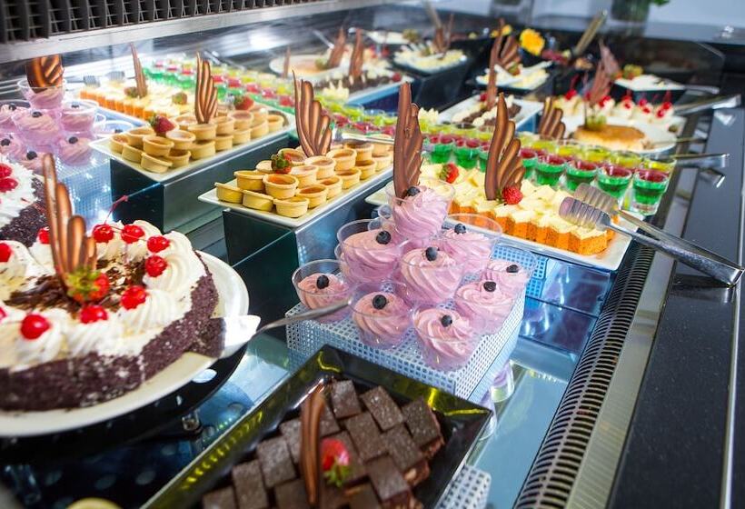 James Cook Hotel Grand Chancellor