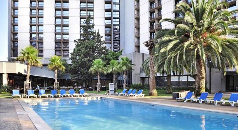 هتل Lisbon Marriott