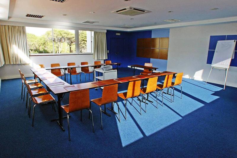 هتل Londres Estoril / Cascais