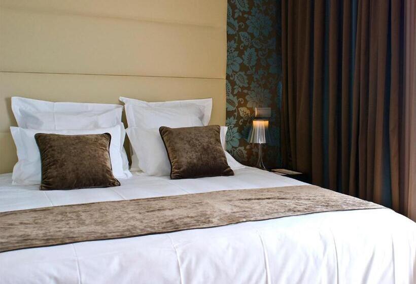 هتل Lutecia Smart Design