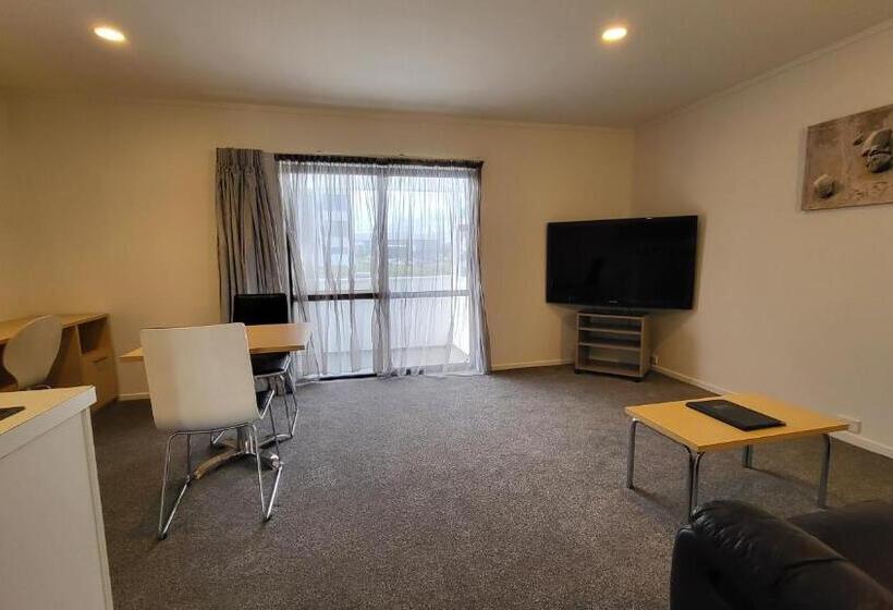 فندق Manukau Motor Lodge