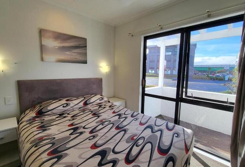 فندق Manukau Motor Lodge